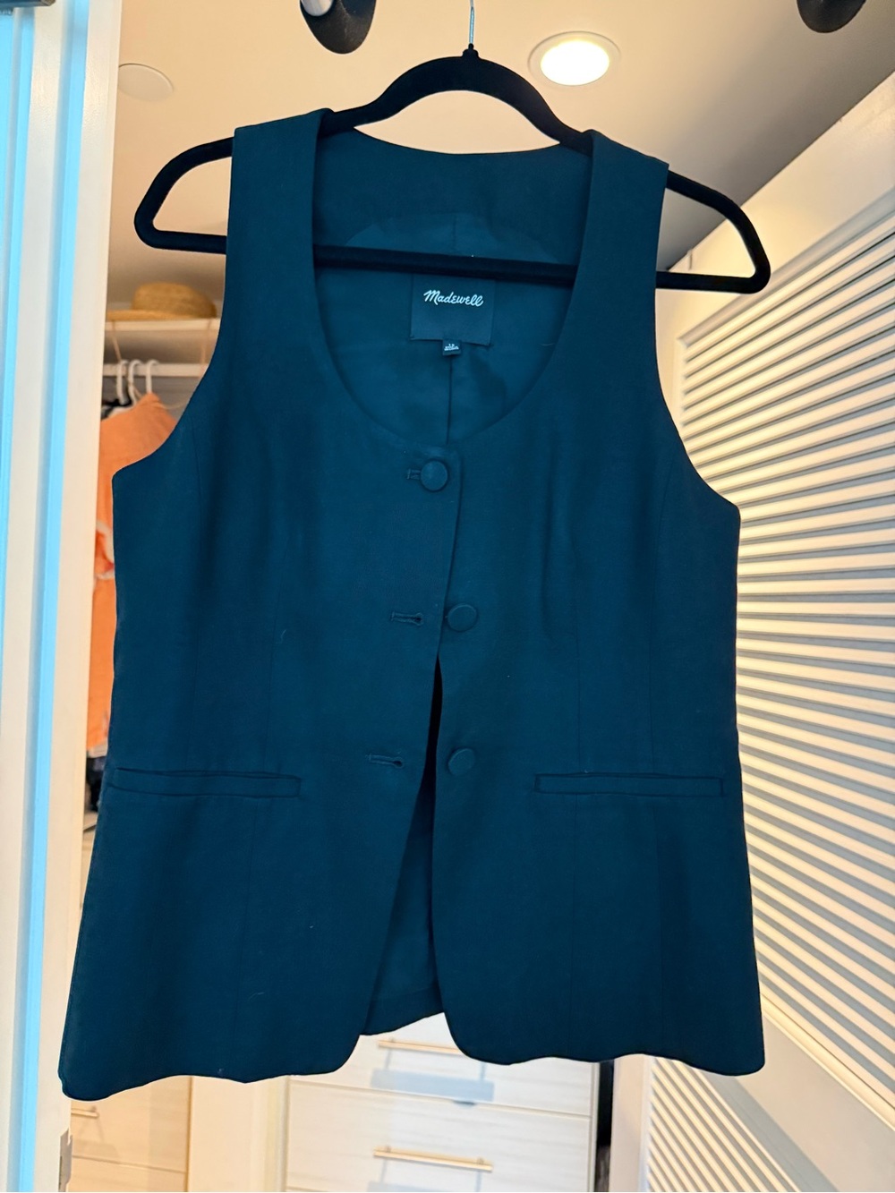 Madewell Scoopneck Cutaway Vest in Black Sz 10